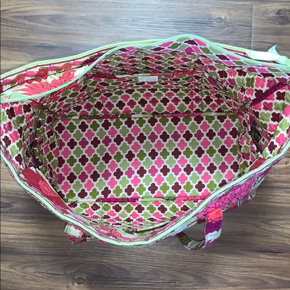 COPY - New Vera Bradley tote bag Large - Picture 4 of 5